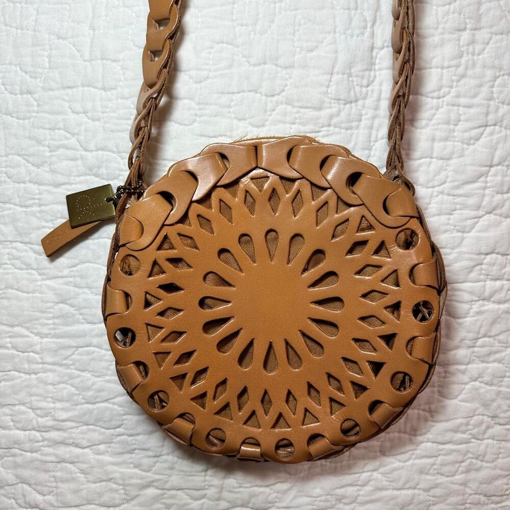Calvin klein vintage tan round